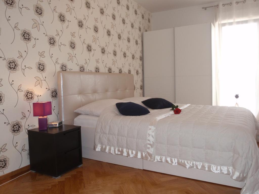 Apartment Mara Spalato Esterno foto