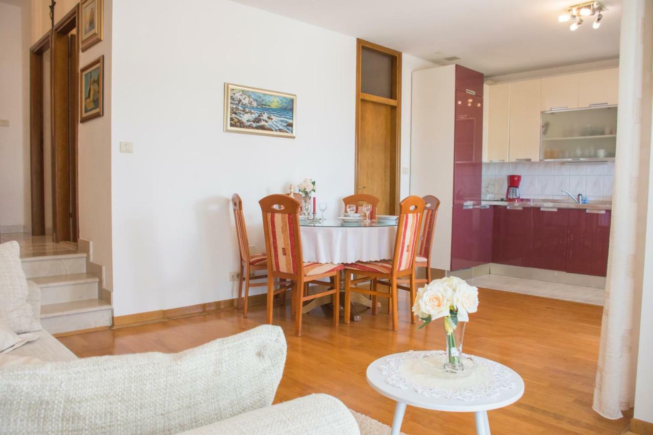 Apartment Mara Spalato Esterno foto