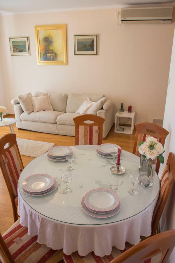 Apartment Mara Spalato Esterno foto
